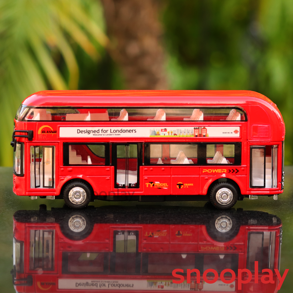 Luxury Diecast London Pull Back Bus with Lights and Sounds (Assorted Colors)