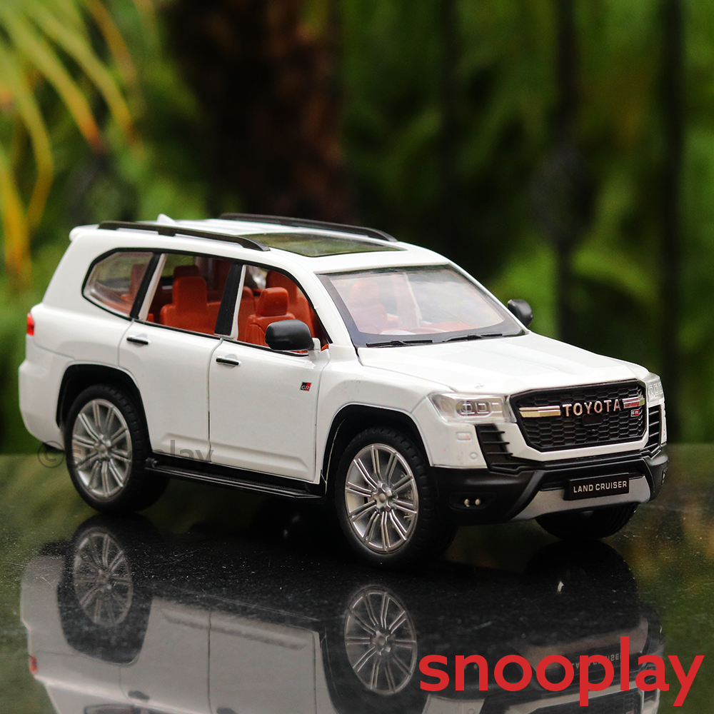 Toyota Land Cruiser Diecast Car with Openable Parts and Lights and Sounds (Scale 1:24) - Assorted Colours